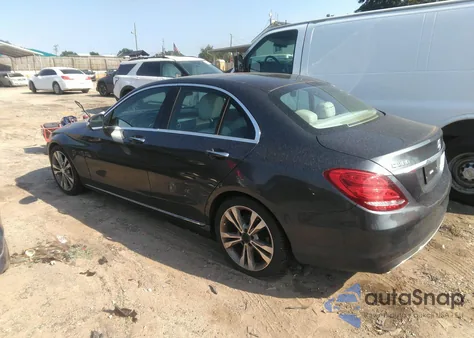2015 Mercedes-Benz C 300 from USA, damaged, VIN 55SWF4JB0FU067660